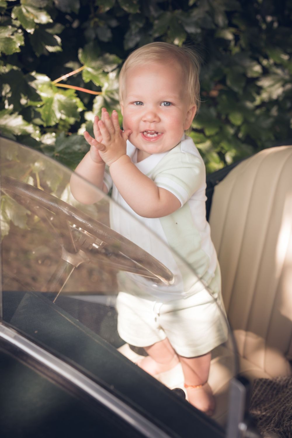 Sitting Pretty Photography Portfolio Vintage Car 7