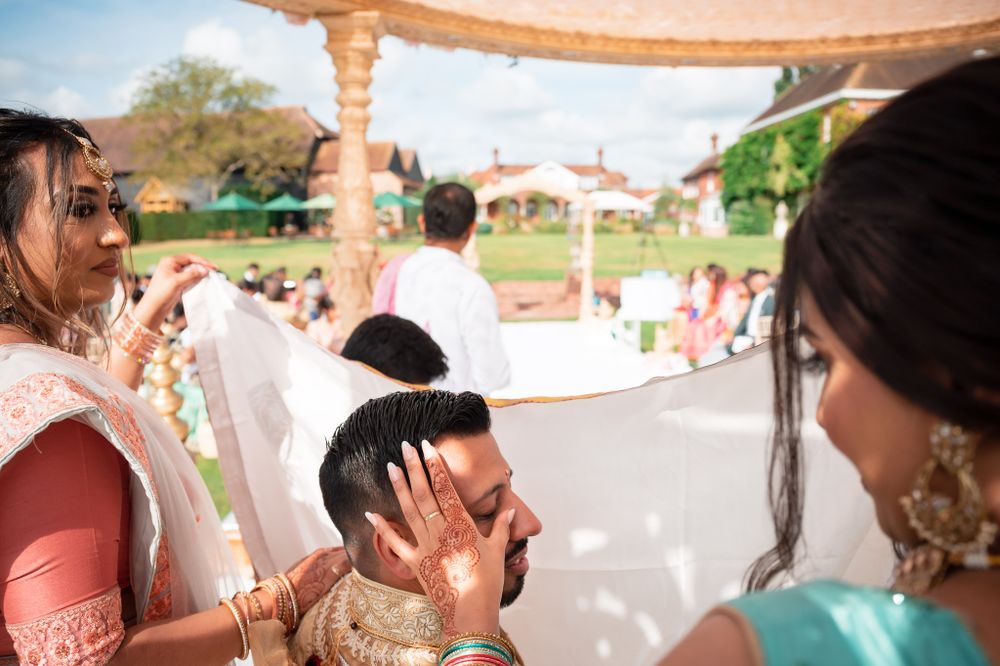 Micklefield Hall Indian Wedding outdoor pastel www.rajpassy.com