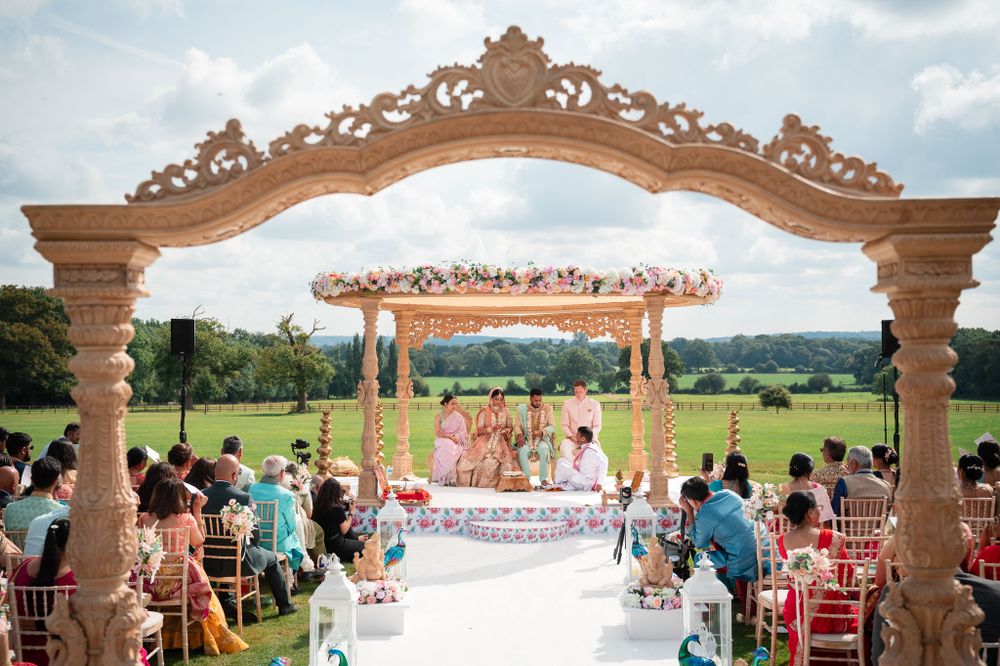 Micklefield Hall Indian Hindu Wedding outdoor colourful photography pastel www.rajpassy.com