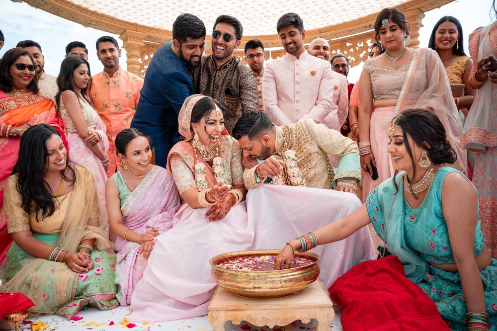 Micklefield Hall Indian Hindu Wedding outdoor colourful photography pastel www.rajpassy.com
