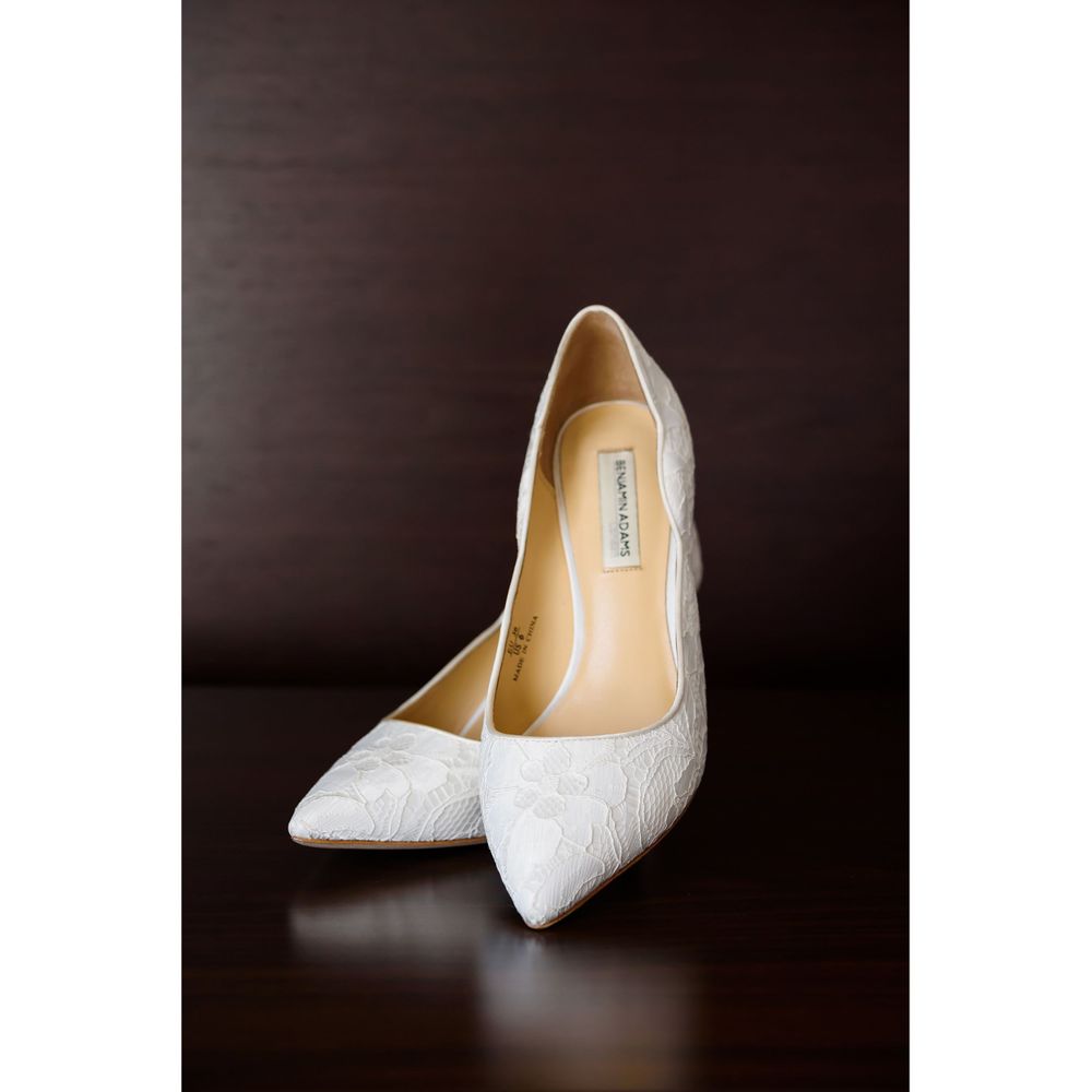 Bride's shoes on wedding day in Cleveland, Ohio.