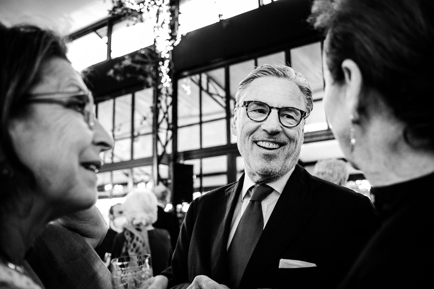 TLOOK photographe de mariage de style documentaire, ambiance cocktail élégante