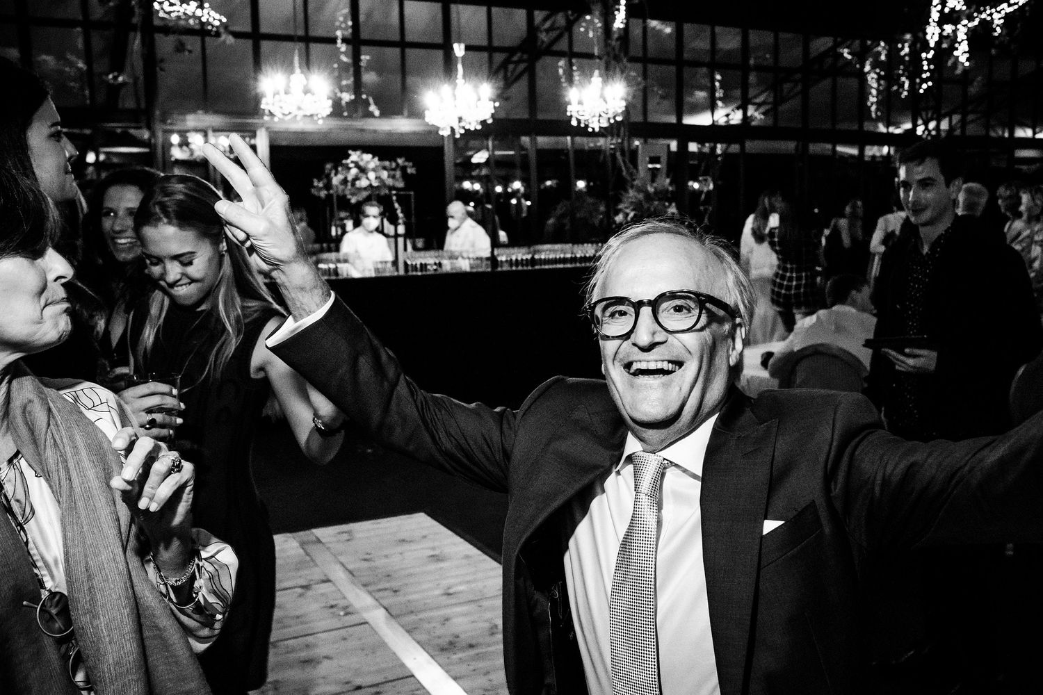 TLOOK photographe de mariage de style documentaire, danse floor