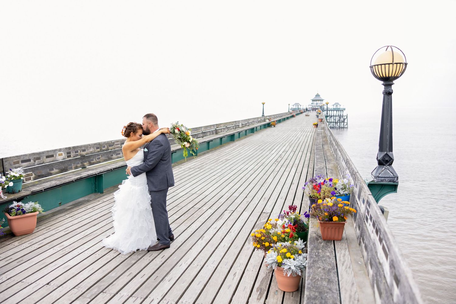 clevedon pier wedding photography