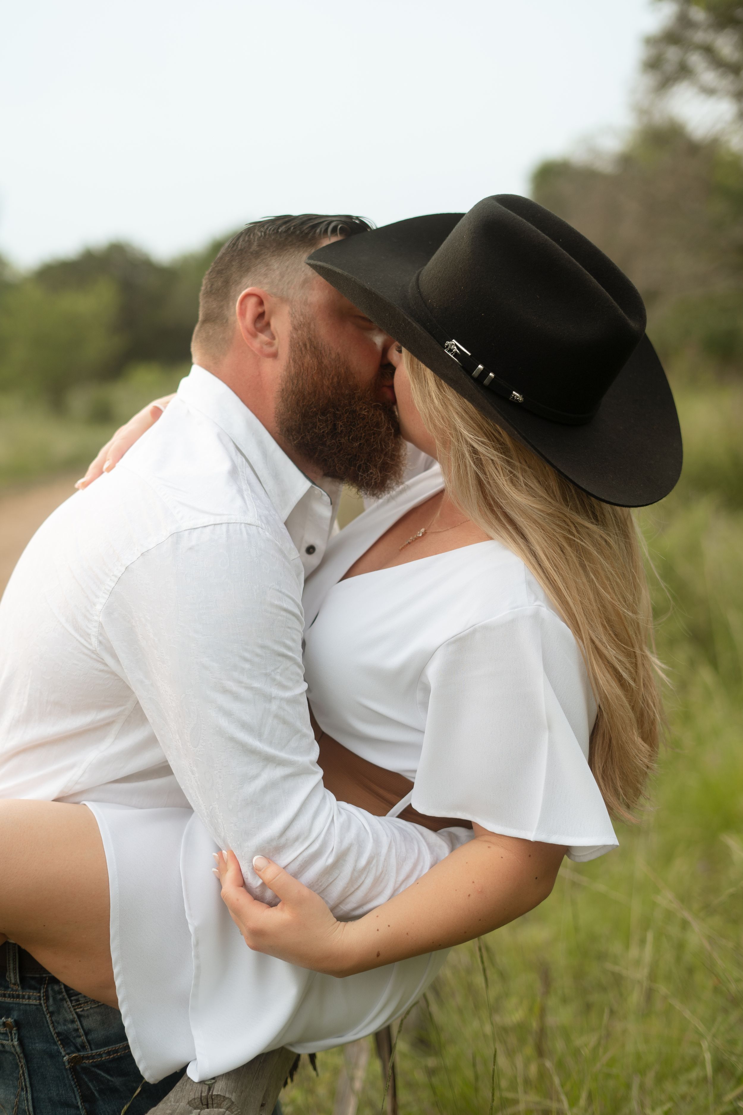 phil hardberger park couples shoot
