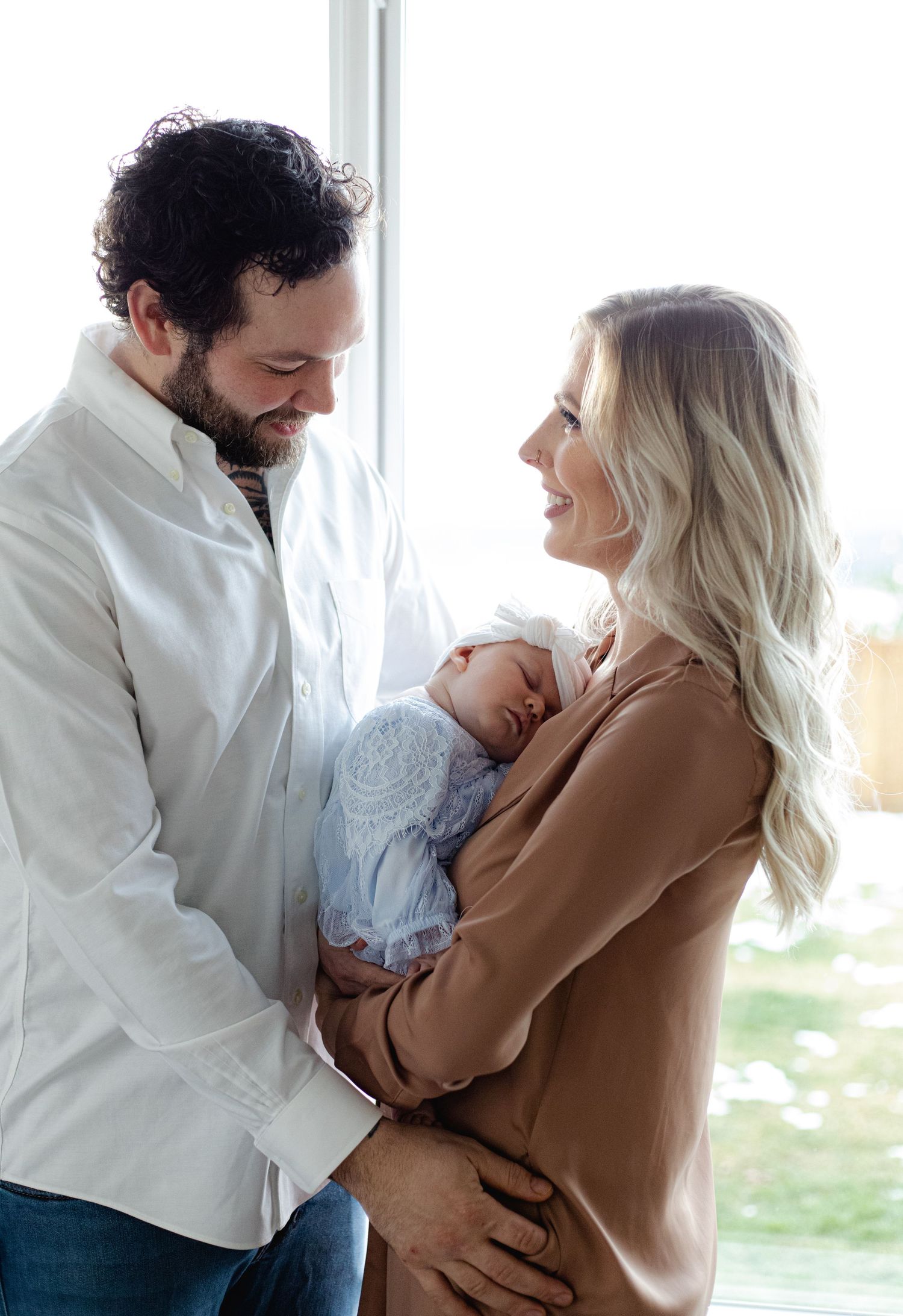 Lindsay June Photography - Newborn Photographer Edmonton