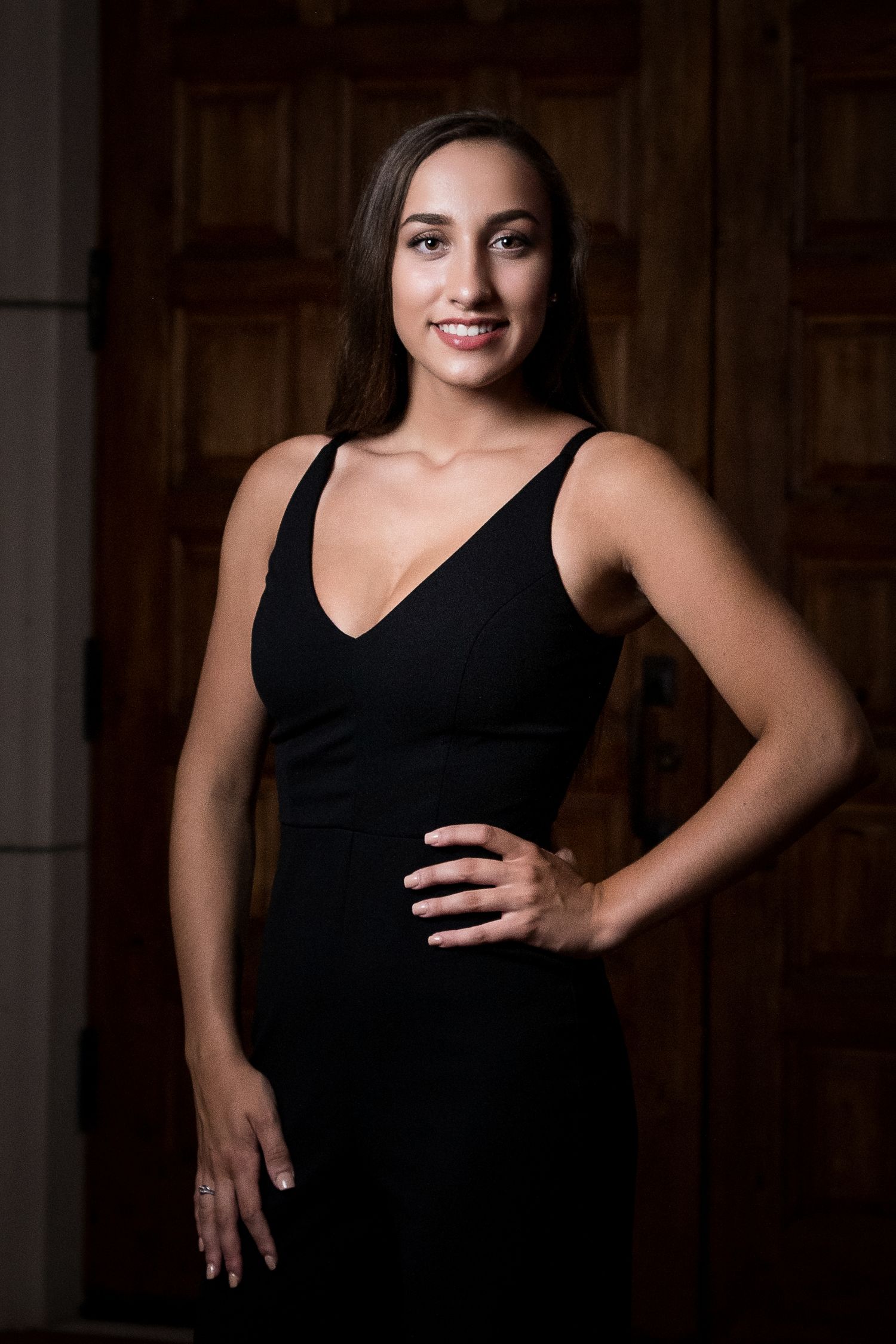 Villa Bellezza Winery in Pepin, Senior Photos, Kathleen Murphy Photography