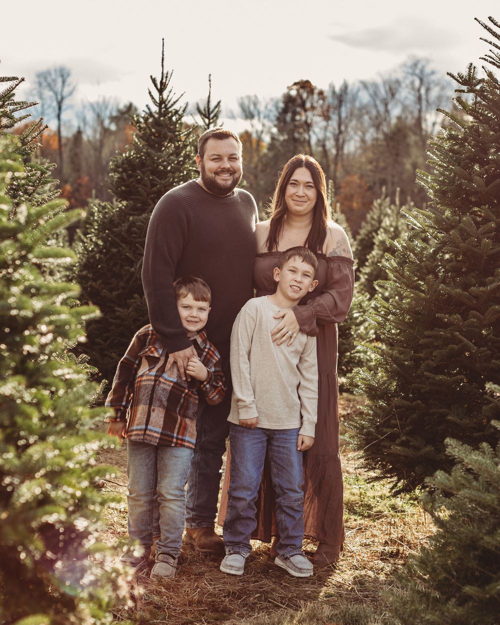 Professional family photo - tree farm edition