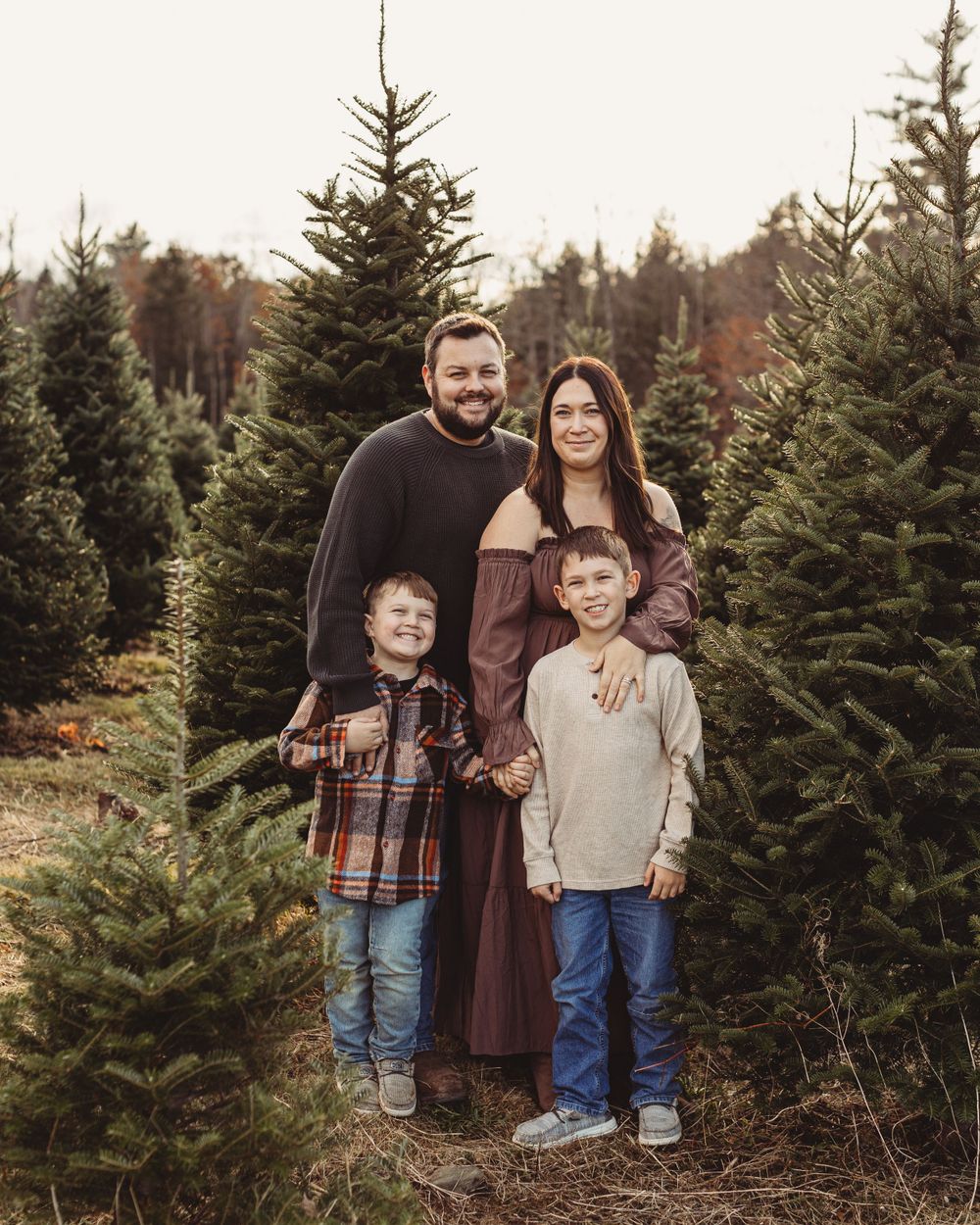 Professional family photo - tree farm edition