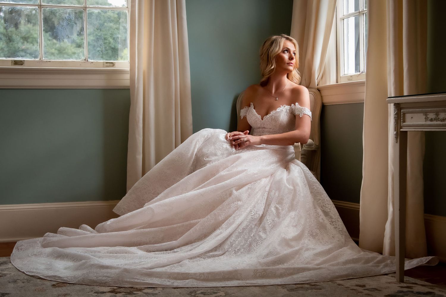 Bridal Session, Thinking Bride