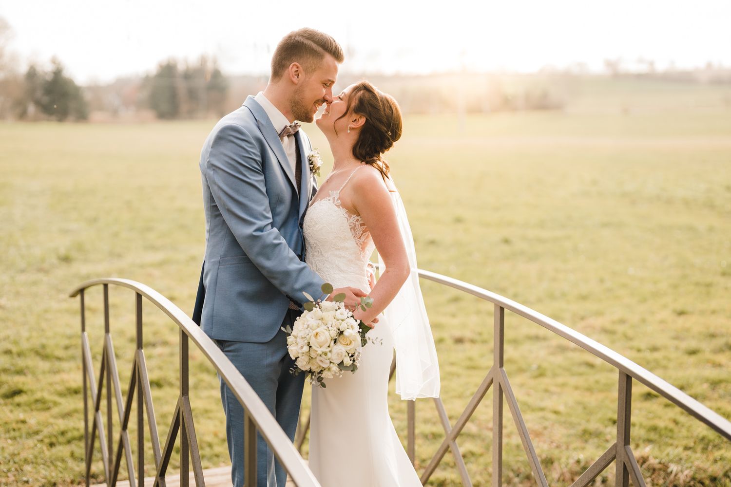 Ailinger Mühle, Hochzeitsofotgrafie, Freie Trauung, März, Hochzeit, Bad Schussenried, Hochzeitslocation, Brautpaarbilder