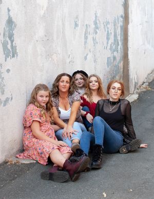 Family photos, fall photos, Mokelumne Hill CA, Gunnii Sack Photography