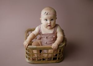 Milestone baby pink photography so cute