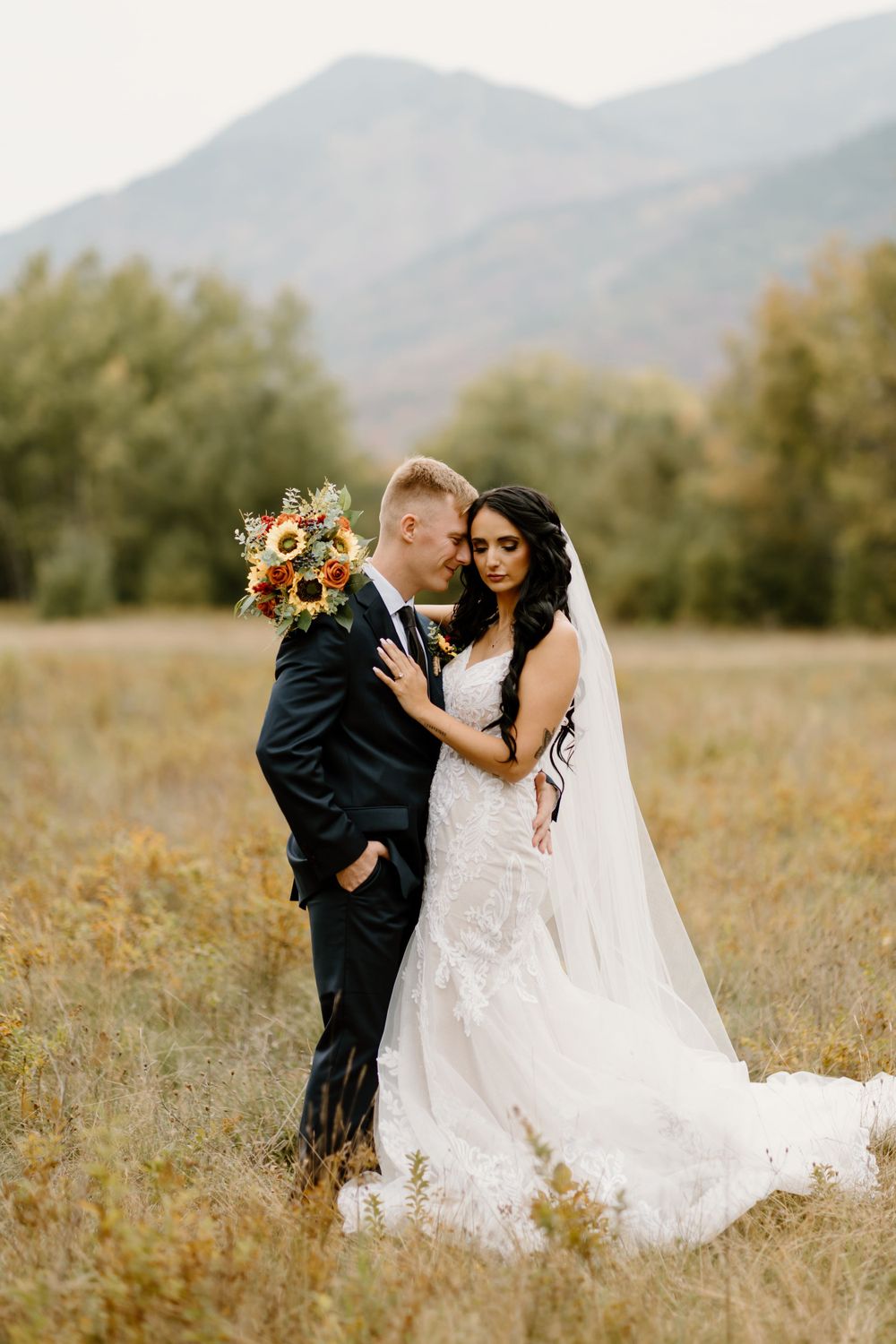 ELOPEMENT WEDDING PHOTOGRAPHY MIRROR LAKE INN LAKE PLACID NEW YORK ADIRONDACK MOUNTAINS UPSTATE