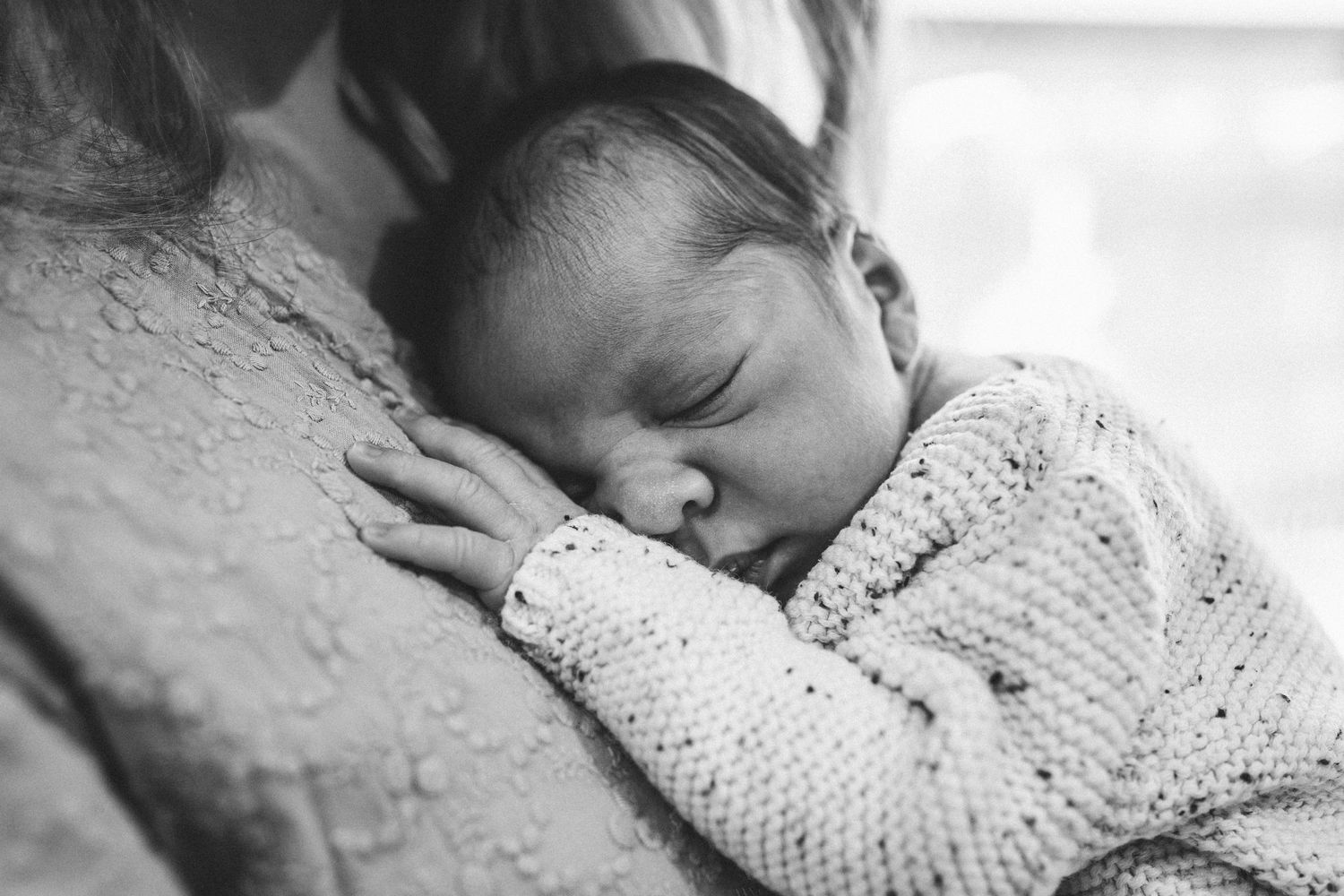 PORT HEDLAND MATERNITY NEWBORN FAMILY MOTHERHOOD PHOTOGRAPHER
