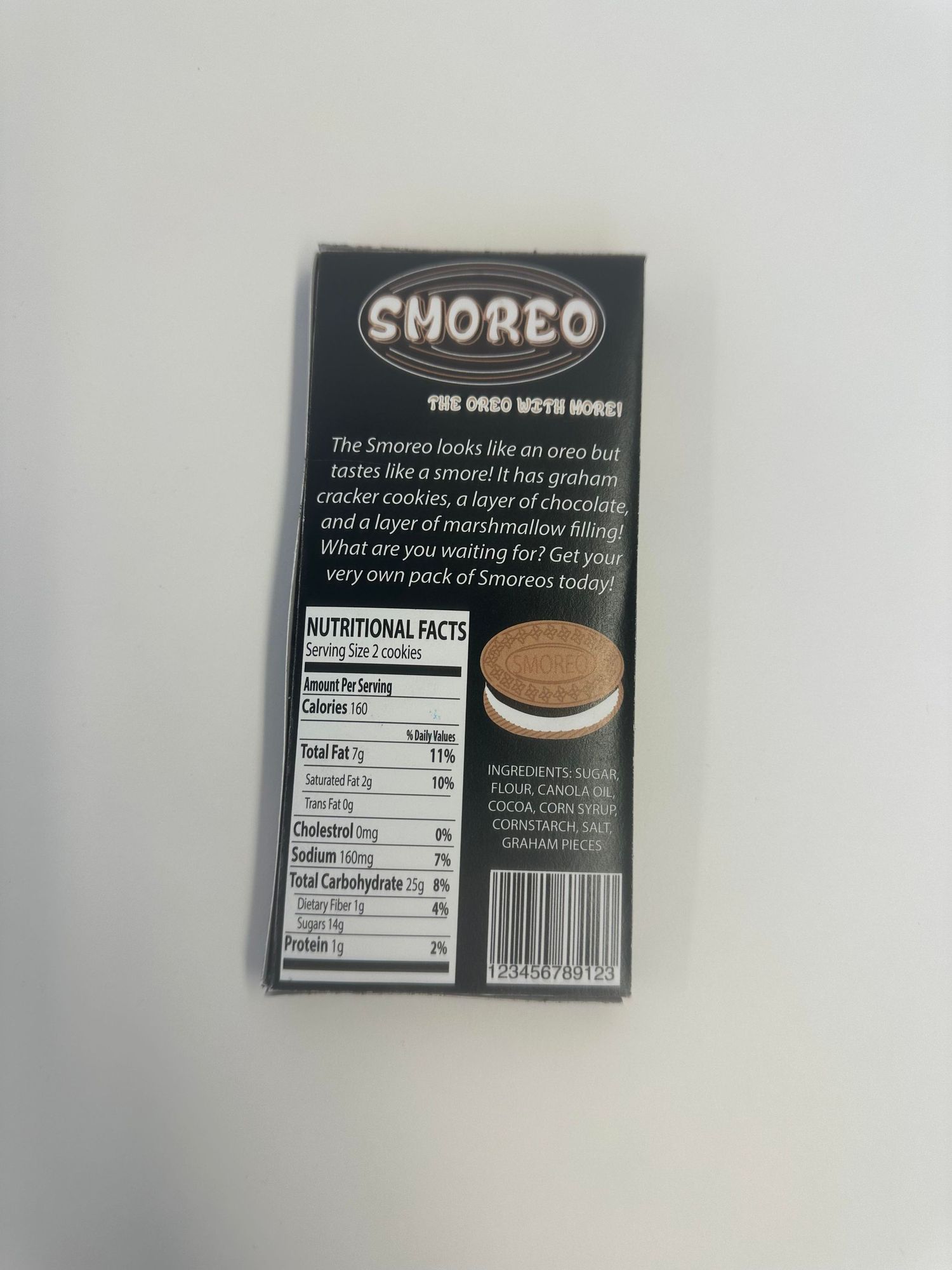 back view of smoreo box