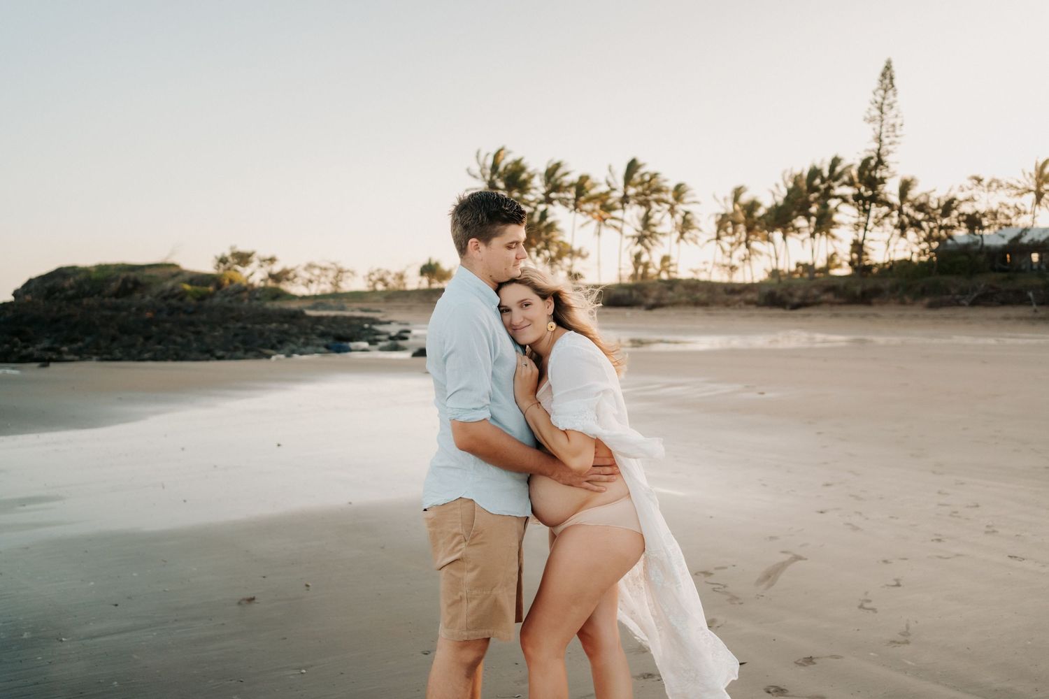 PORT HEDLAND MATERNITY NEWBORN FAMILY MOTHERHOOD PHOTOGRAPHER