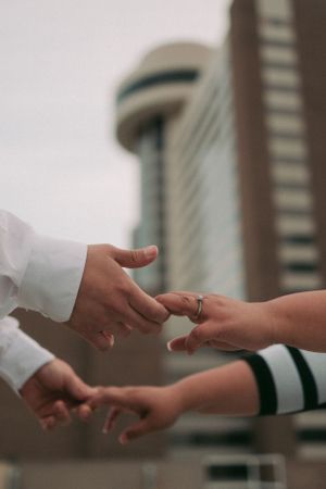 Sergio Galvan Photography captures unique and beautiful detail shots of a couple's love in the midst of the downtown ene