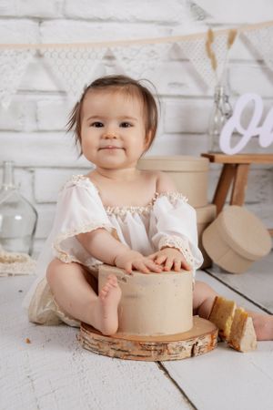 Smash the Cake à Neuchâtel – Capturez la joie et la spontanéité du premier anniversaire de votre bébé