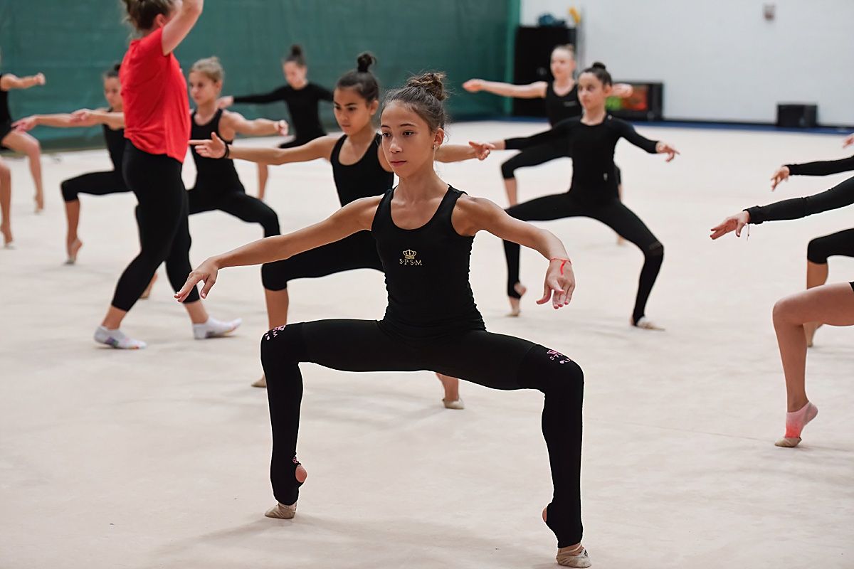 High releve flexible rhythmic gymnast