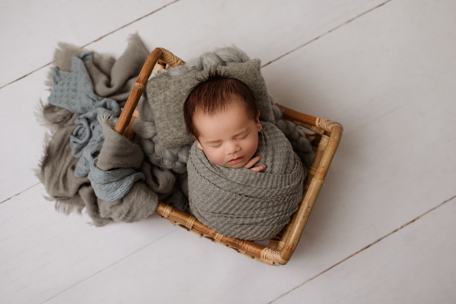 newborn photo session near me, newborn photography packages, miami newborn photographer