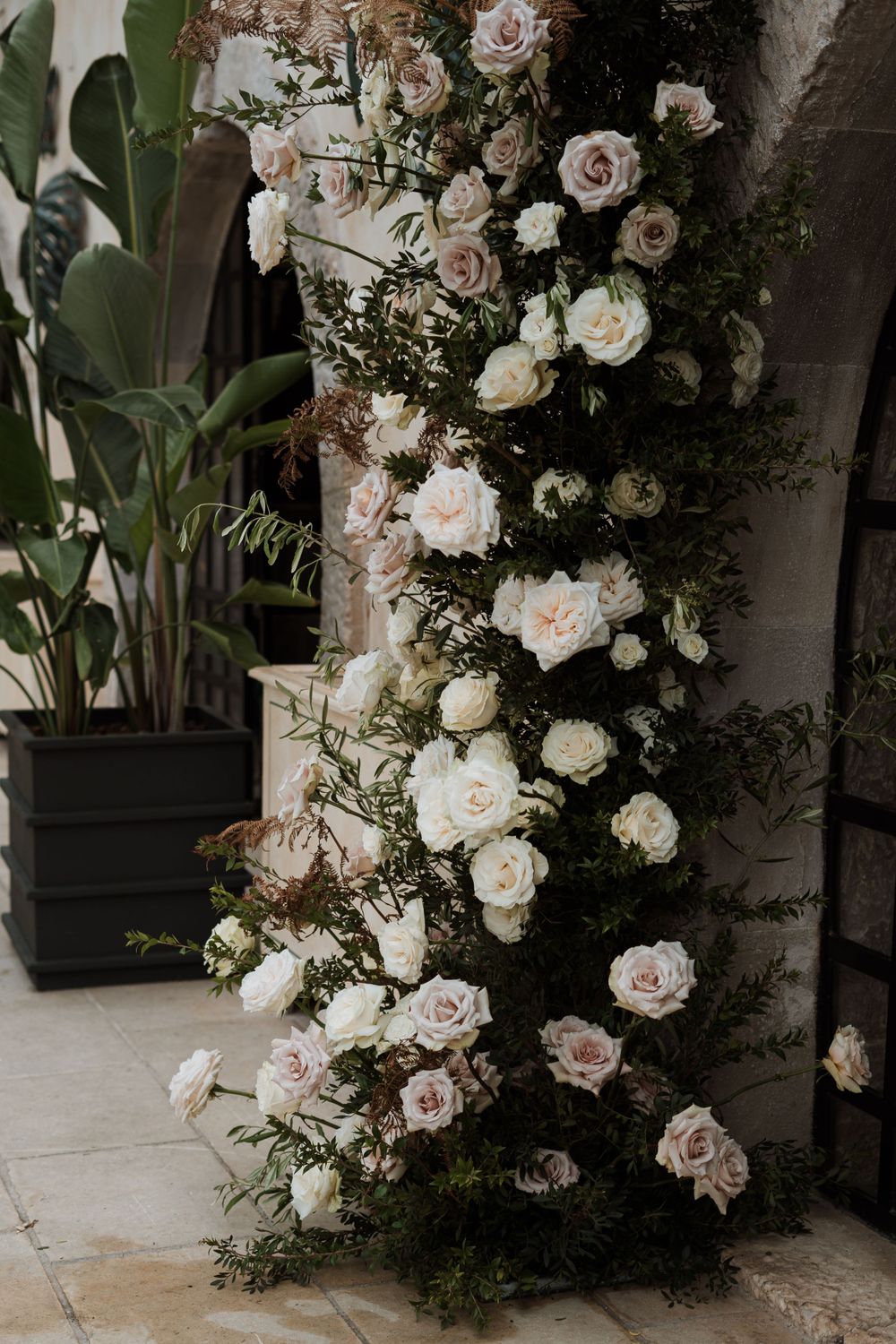 pink and cream wedding flowers in Puglia, Italy at Castello monaci