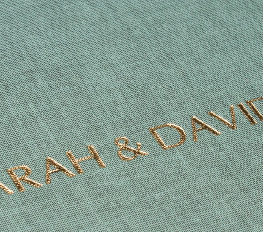 Immortalise your wedding day with a meticulously crafted Hampshire wedding album.
