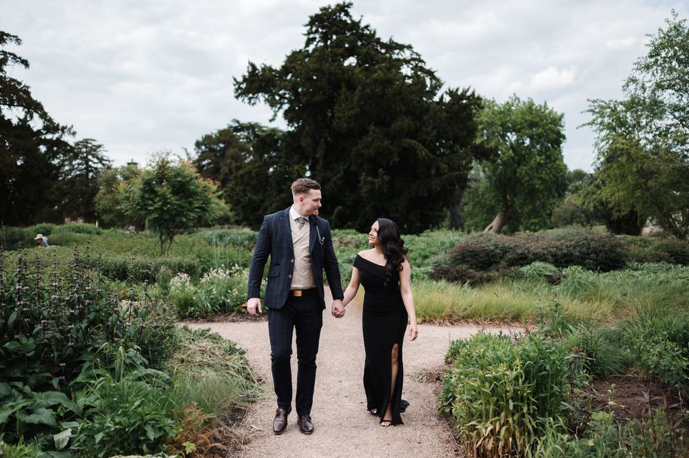 Trentham Gardens Engagement Shoot Pre wedding