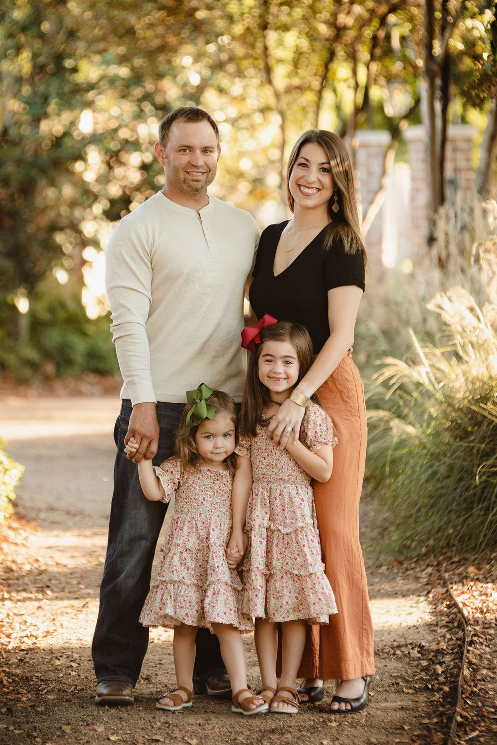 Outdoor family portrait photo.