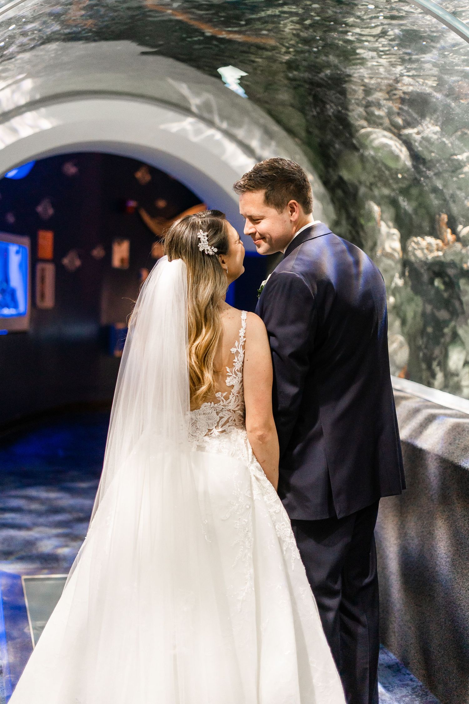 Discovery World Wedding, Milwaukee Lakefront Wedding, Milwaukee Wedding Photographer, Wisconsin Wedding Photos