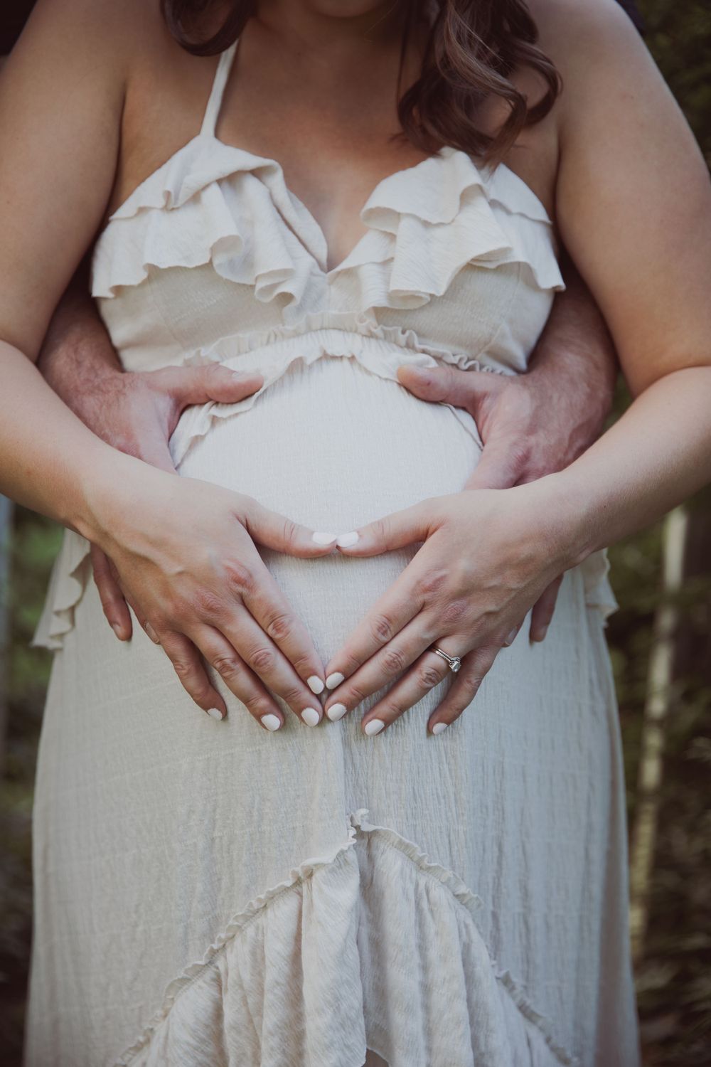 Courtney's Maternity Shoot at Scottsdale Farm | Niagara Photography | Welland Photography |  St. Catharines Photography