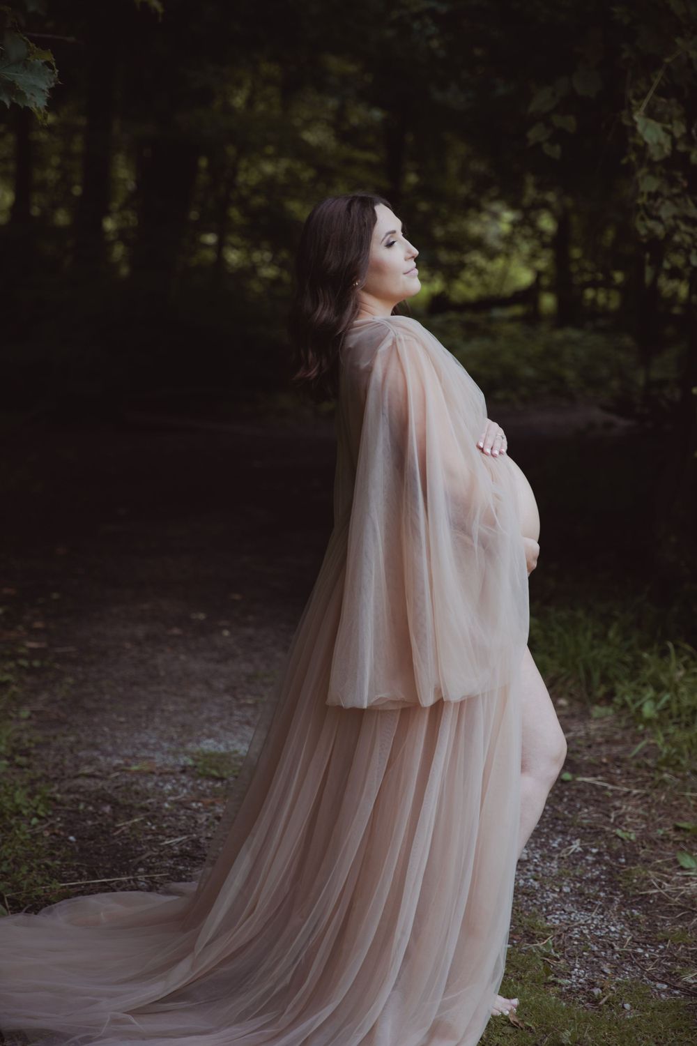 Courtney's Maternity Shoot at Scottsdale Farm | Niagara Photography | Welland Photography |  St. Catharines Photography