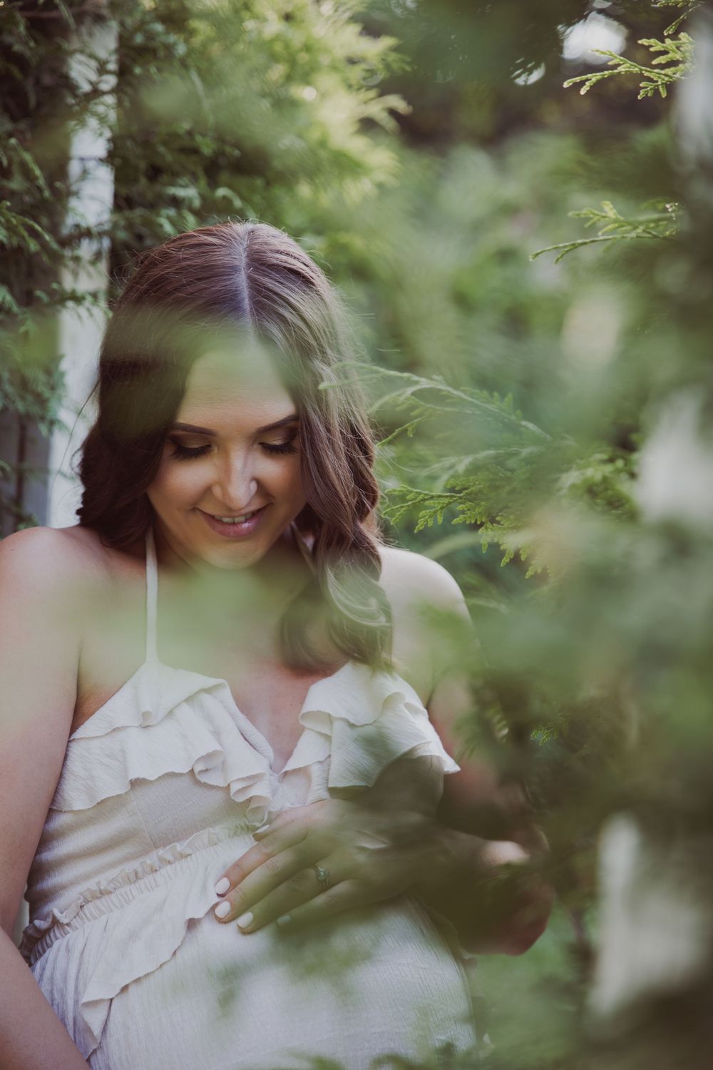 Courtney's Maternity Shoot at Scottsdale Farm | Niagara Photography | Welland Photography |  St. Catharines Photography