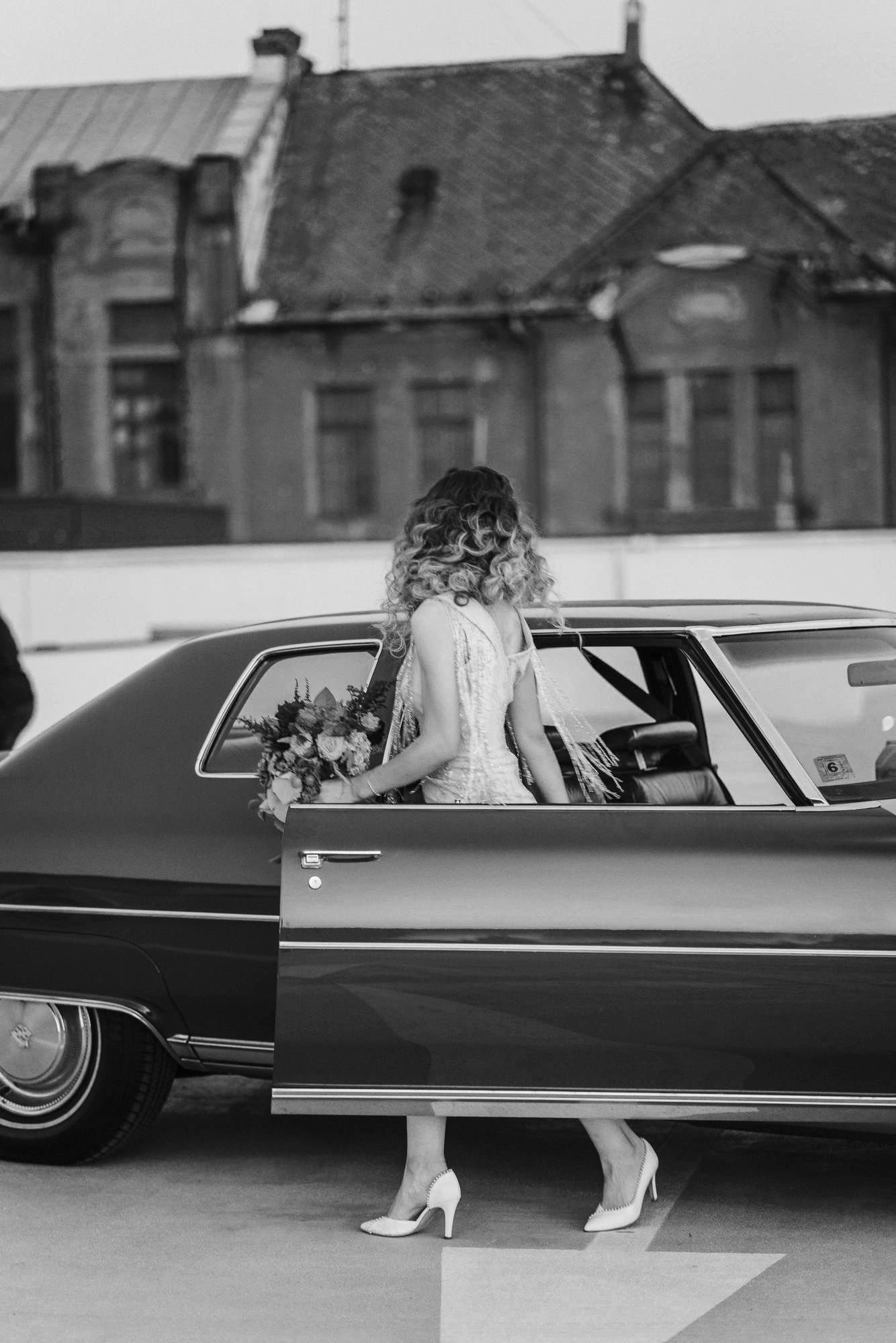 fotograf-nunta-oradea-dorbob-destination-wedding-photographer-ioana-crisan-literele-denisei-laura-ciobanu