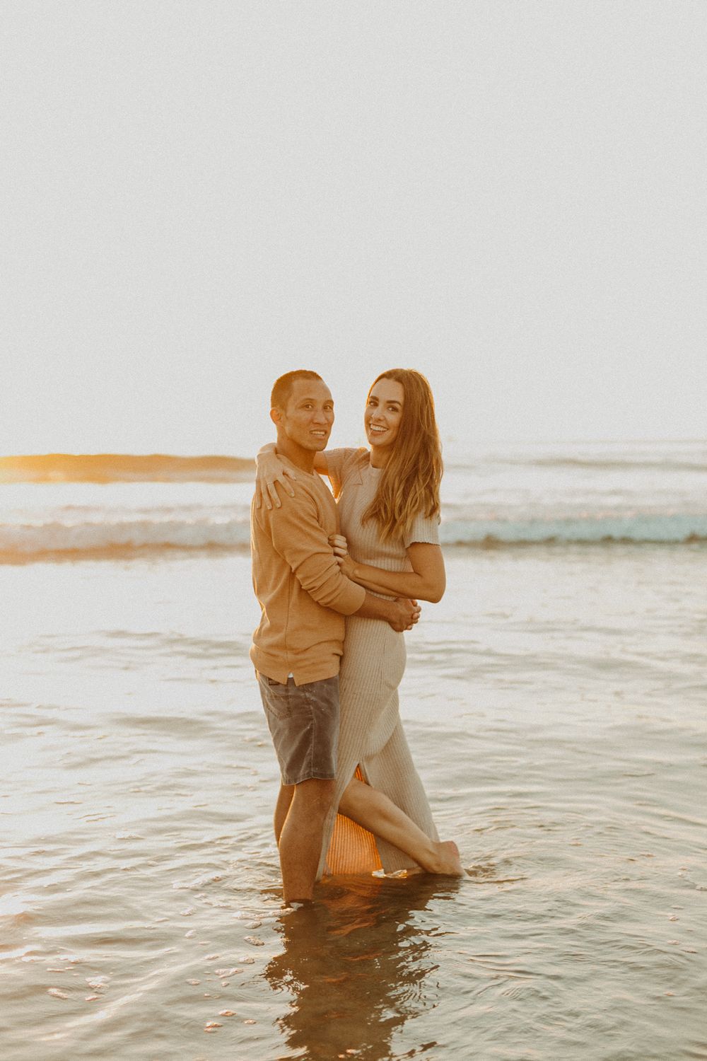 Oahu Couples Photographer | Oahu Wedding Photographer | Hawaii Wedding Photographer | Oahu Engagement photoshoot