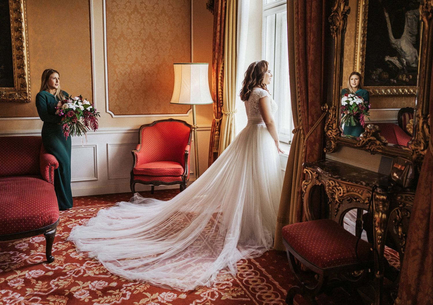 destination-wedding-photographer-palais-coburg-vienna