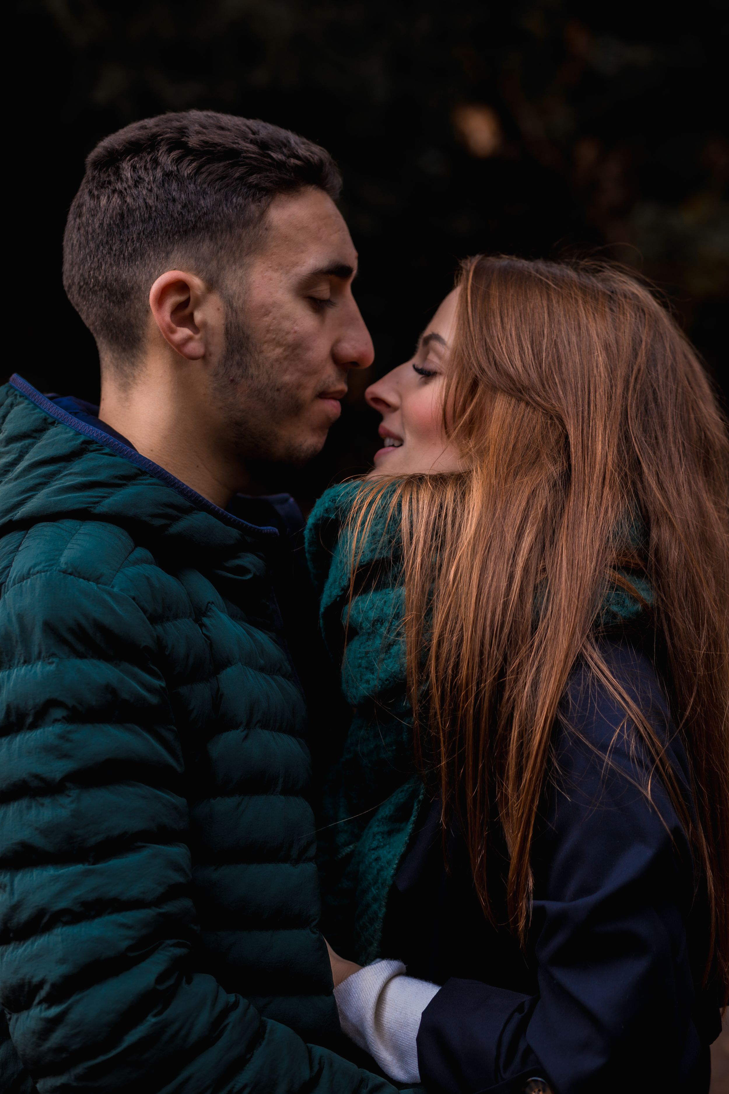 Couple heureux photographie prise sur le vif