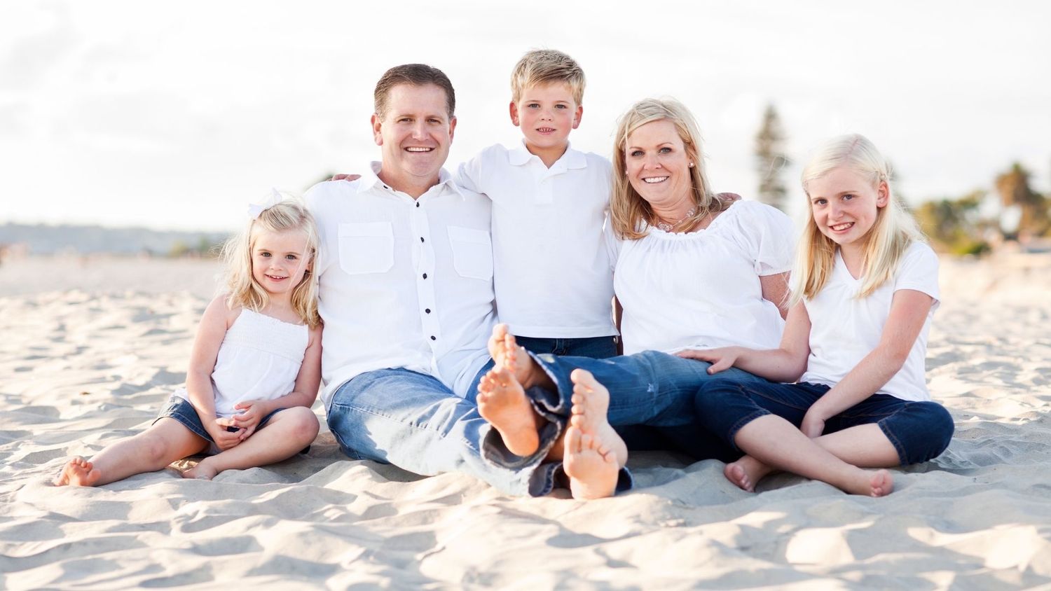 Family Portrait Sessions at Tangalooma Island Resort