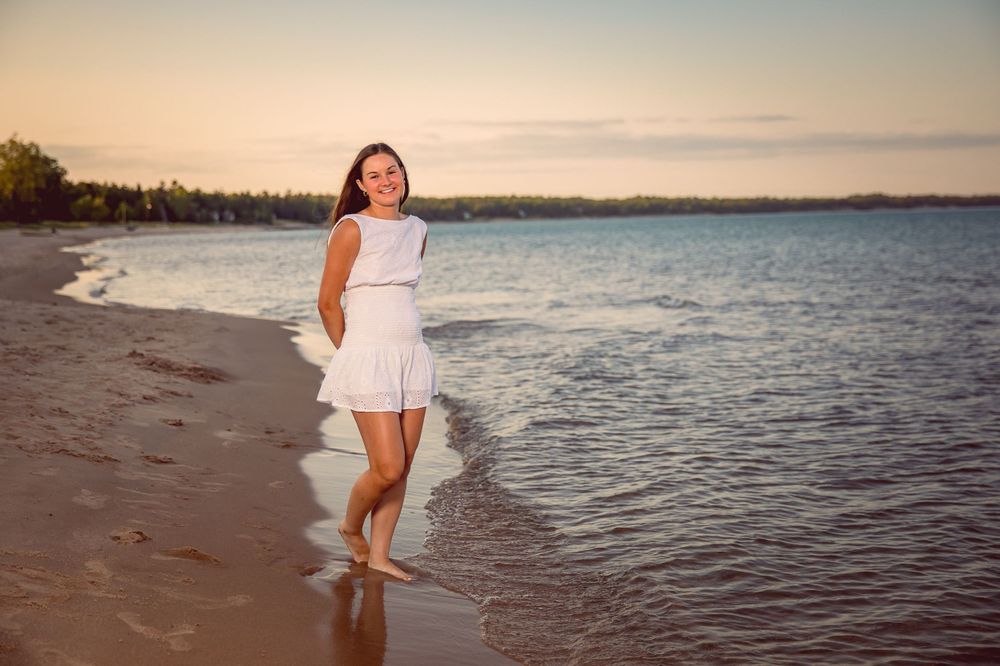 Door County Photographer Senior Girl Photography Lake Side Golden Hour