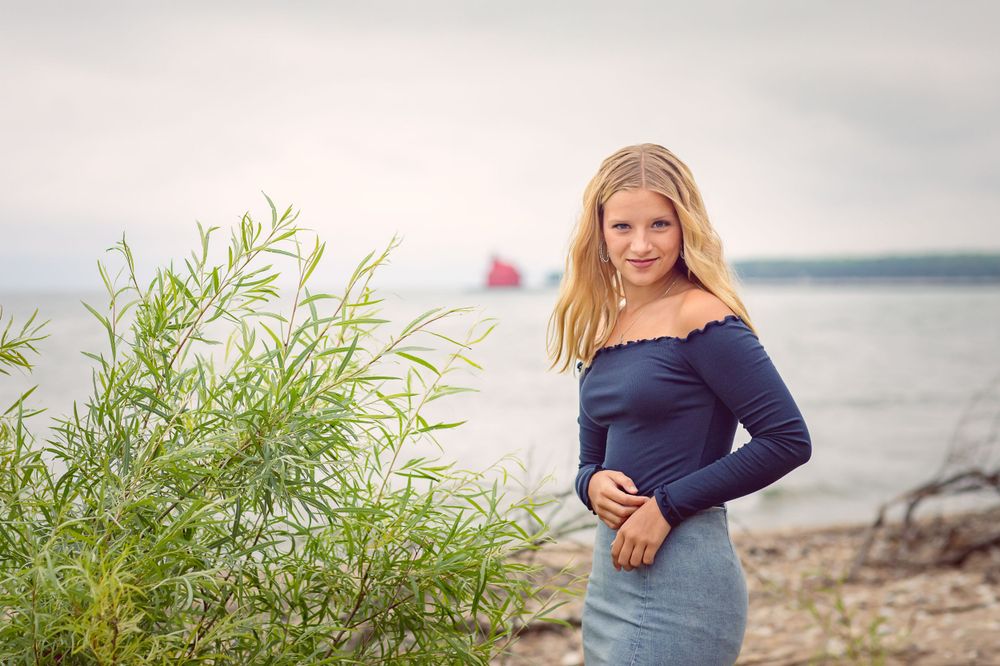 Door County Photographer Senior Girl Lake Side Lighthouse