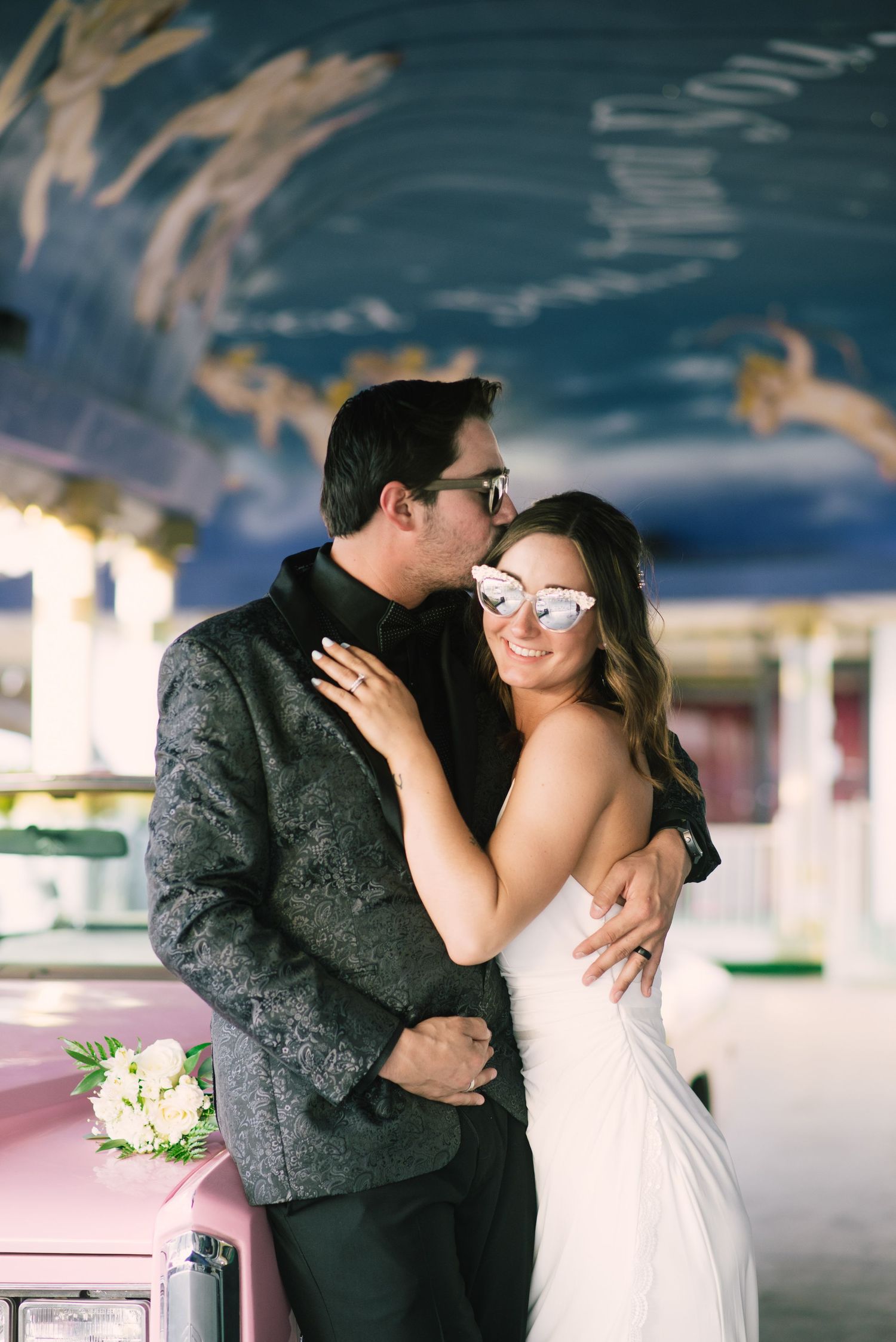 Las Vegas Elopement Photographer - A Little White Chapel