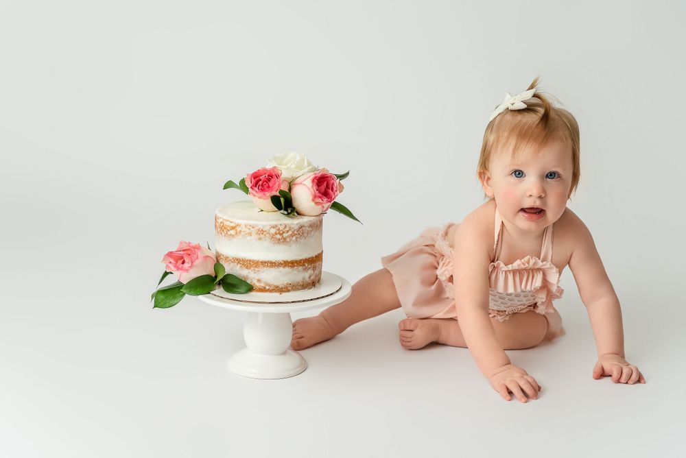 Buffalo & WNY cake smash sessions, one year portraits, cake smash photographers, one year photography