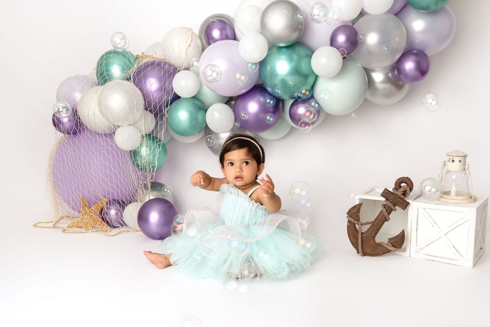 Buffalo & WNY cake smash sessions, one year portraits, cake smash photographers, one year photography