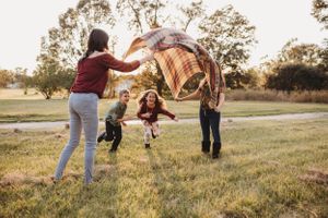 Lafayette, Louisiana based Wedding + Family Photographer