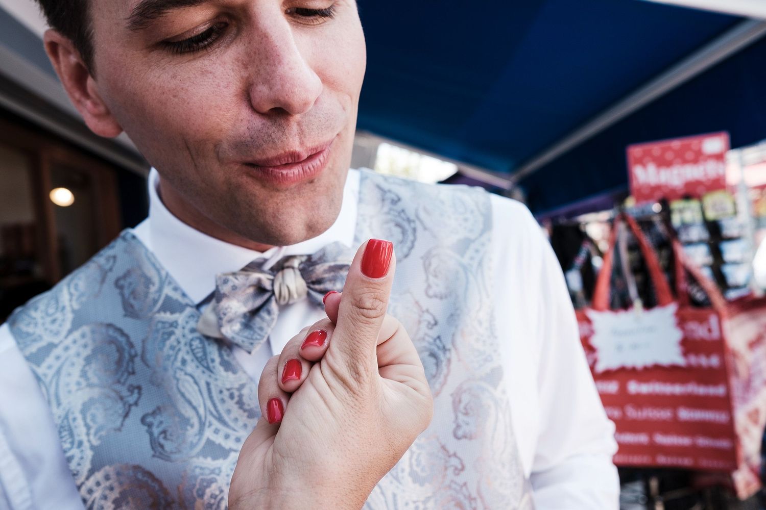 TLOOK photographe de mariage de style documentaire, bateau de la CGN embarquement des invités