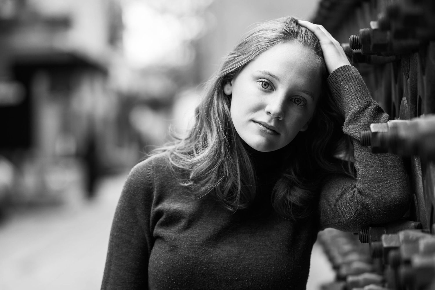 black and white portrait of high school senior girl at the Historic Pearl in San Antonio