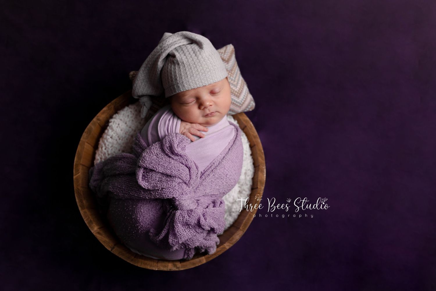 newborn photography, quinte west, trenton, brighton, cobourg ontario, family photos, photography, studio photography,