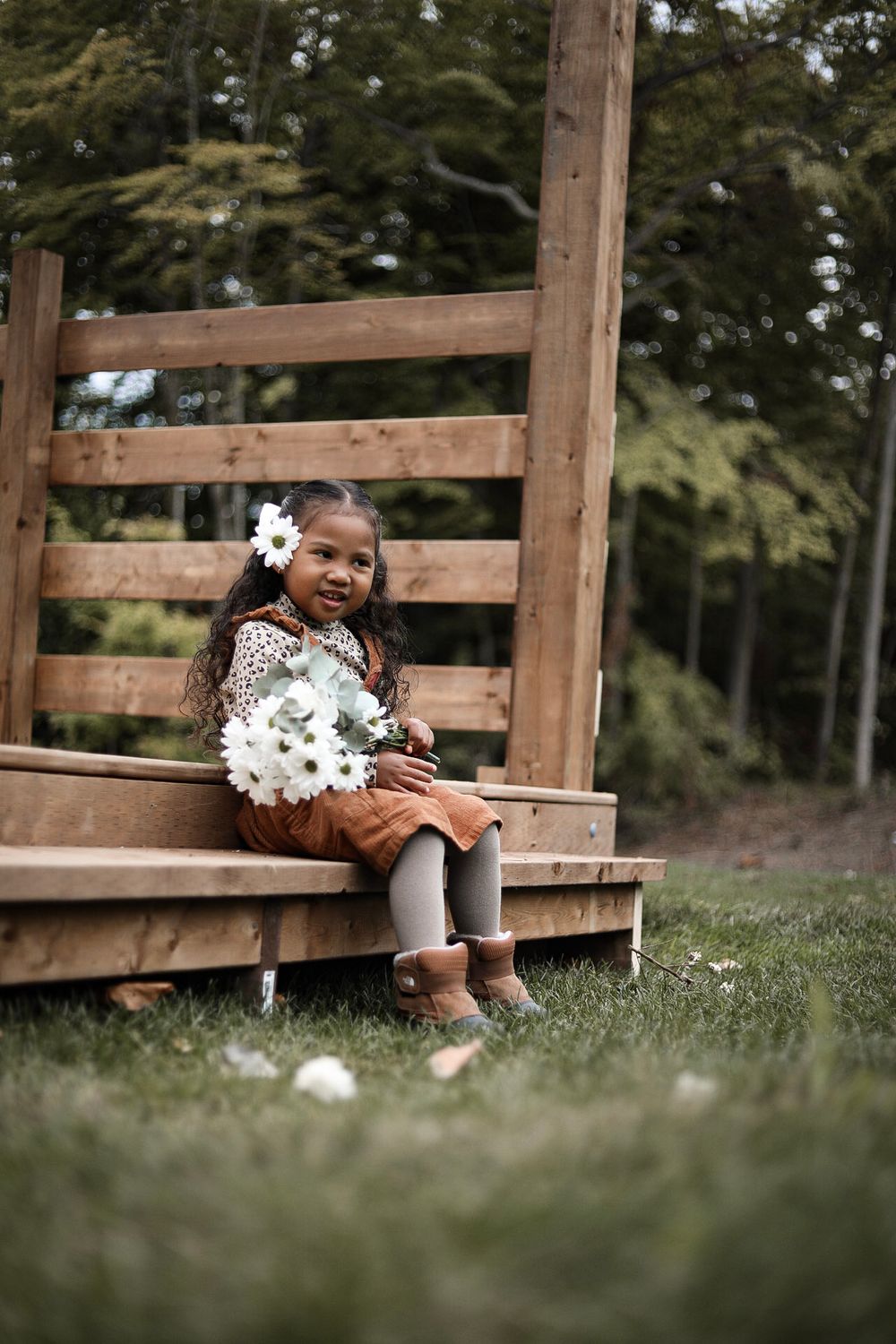 Isabella's Fall Shoot in Ancaster | Niagara Photography | Welland Photography | St. Catharines Photography