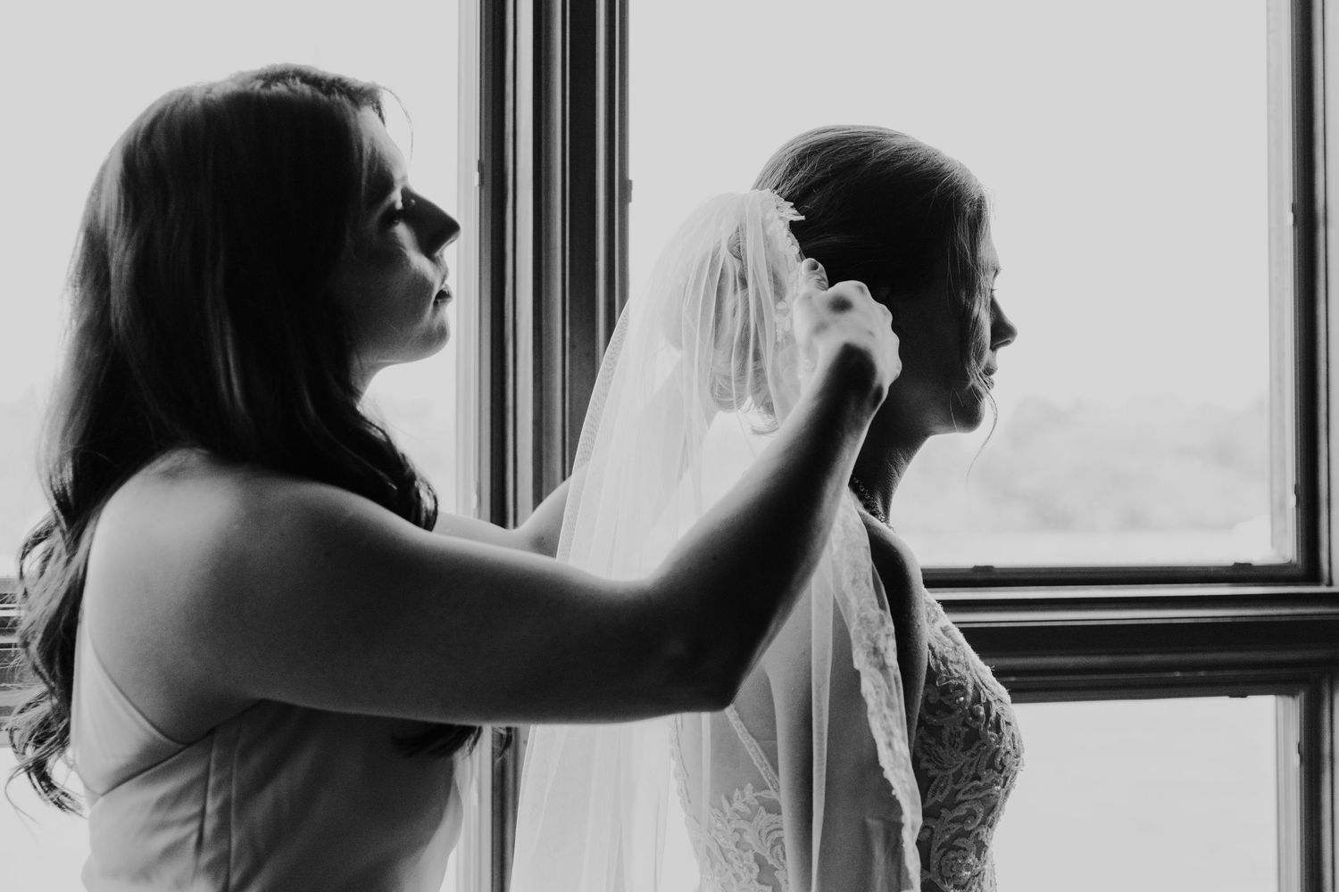 Ohio Photographer, Ohio Wedding, Wedding Photos, Wedding Portraits, The Village Barn, Getting Ready Photos
