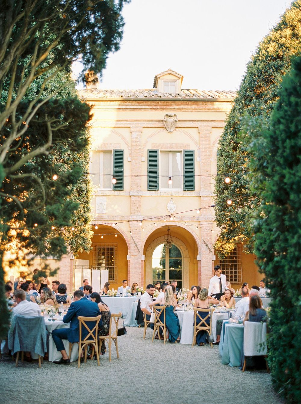 Wedding reception, beautifully decorated wedding table in La Foce, Tuscany.
